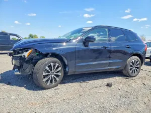 Volvo XC60 2.0L 4 2025