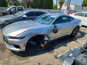 Ford Mustang 2.3L 4 2025