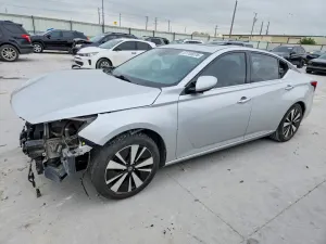 Nissan Altima 2.5L 4 2019