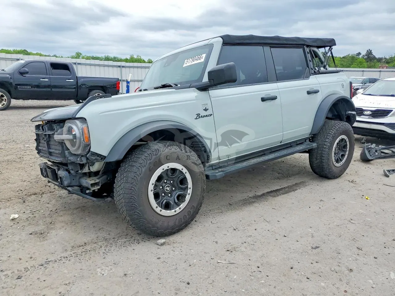 Ford Bronco 2.3L 4 2021