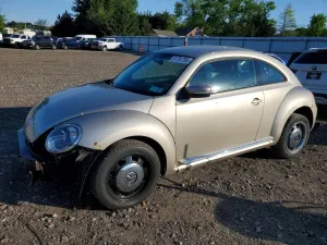 Volkswagen Beetle 2.5L 5 2013