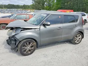 Kia Soul 2.0L 4 2015