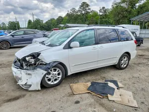 Toyota Sienna 3.3L 6 2005