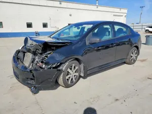 Nissan Sentra 2.0L 4 2012