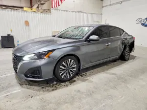 Nissan Altima 2.5L 4 2023