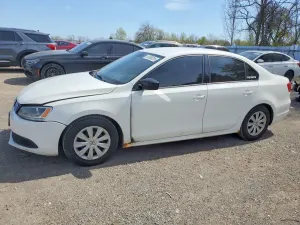Volkswagen Jetta 2.0L 4 2013