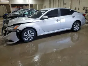 Nissan Altima 2.5L 4 2019