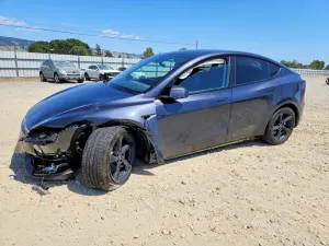Tesla Model Y 2026