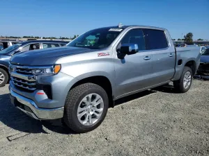 Chevrolet Silverado 1500 5.3L 8 2025