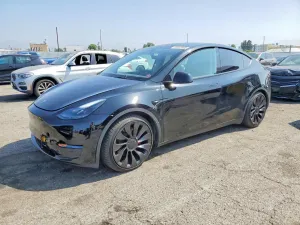 Tesla Model Y 2024