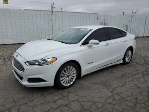 Ford Fusion SE HYBRID 2.0L 4 2016
