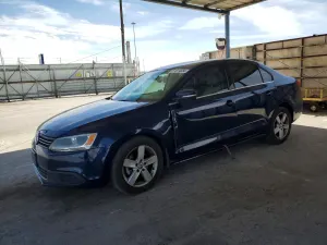 Volkswagen Jetta 2.0L 4 2013
