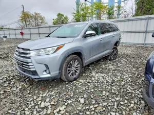 Toyota Highlander 3.5L 6 2019