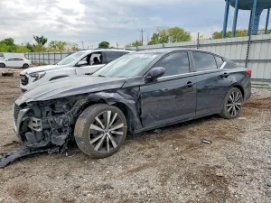 Nissan Altima 2.5L 4 2022