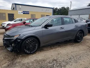 Nissan Sentra 2.0L 4 2026