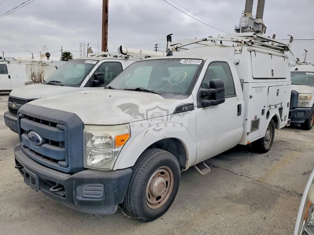 Ford F-350 6.2L 8 2013