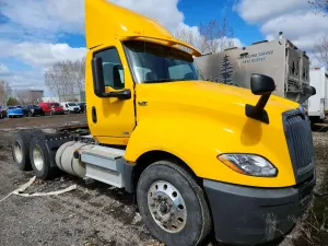 International LT Series 12.4L 6 2020