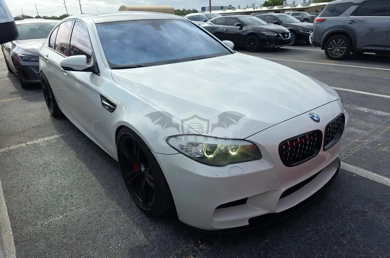 BMW M5 4.4L 8 2013