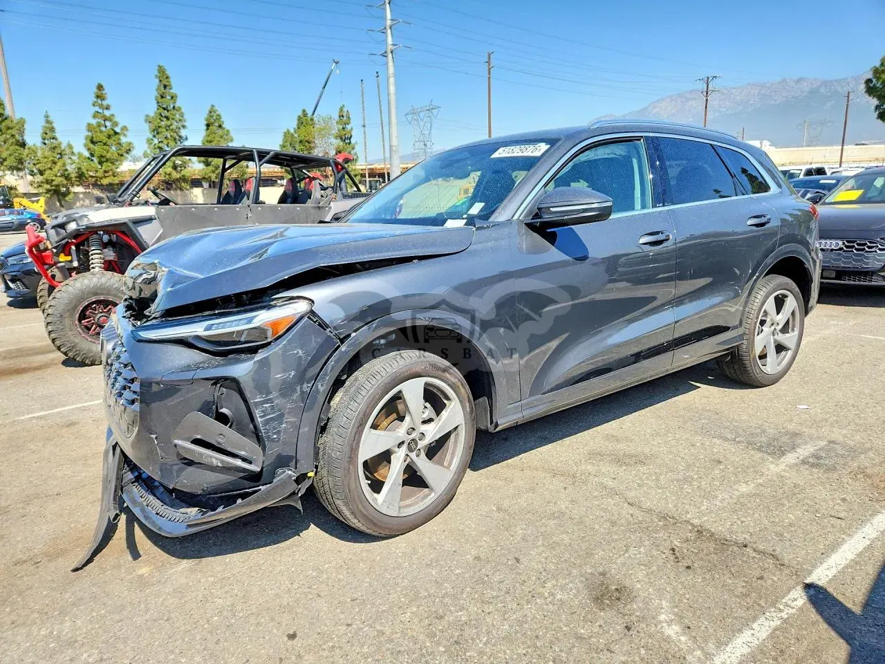 Audi Q5 2.0L 4 2025