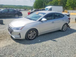 Hyundai Elantra 2.0L 4 2019