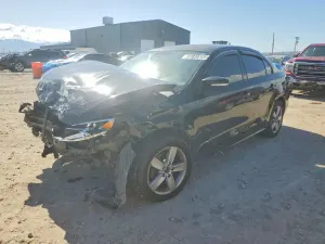 Volkswagen Jetta 2.0L 4 2012