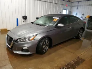 Nissan Altima 2.5L 4 2021