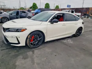 Honda Civic 2.0L 4 2025