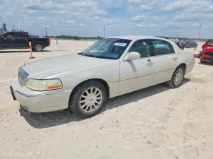 Lincoln Town Car 4.6L 8 2007