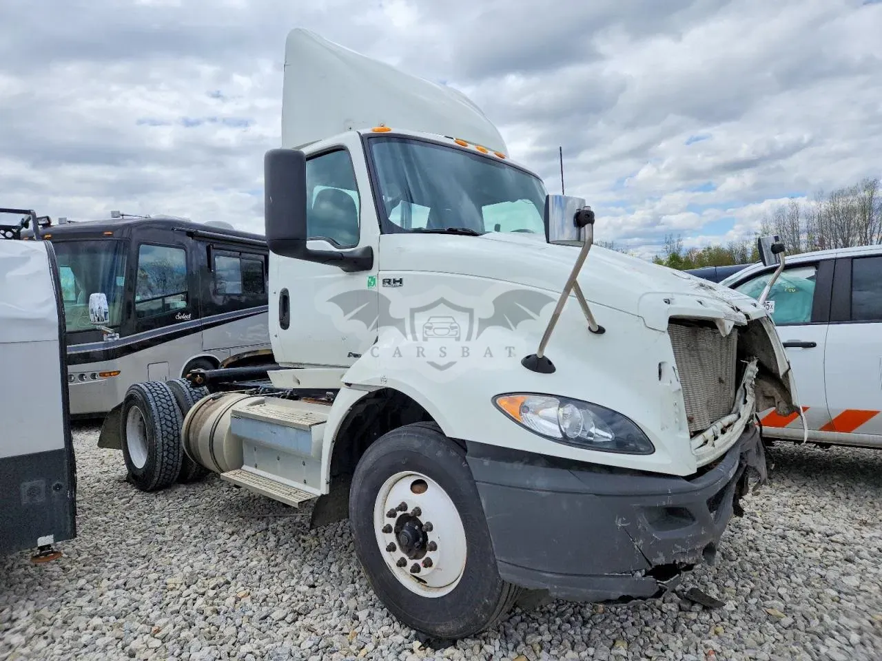 International RH Series 12.4L 6 2021