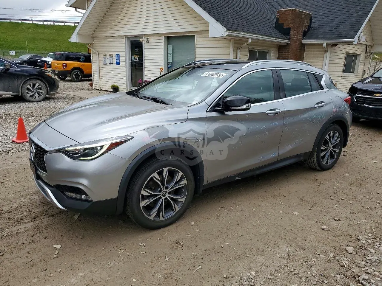 Infiniti QX30 2.0L 4 2018