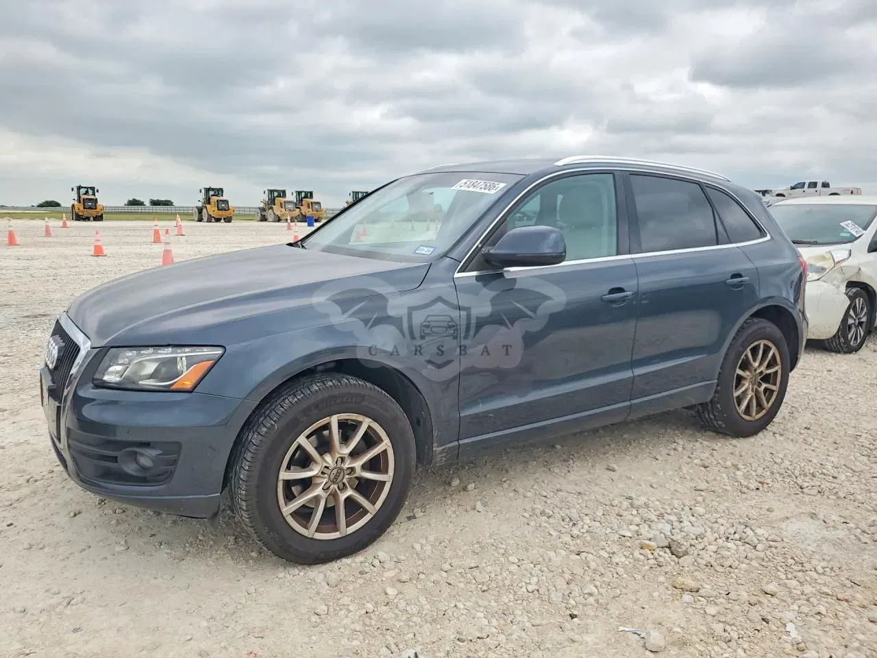 Audi Q5 3.2L 6 2010