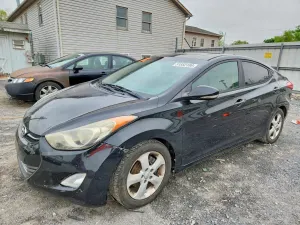Hyundai Elantra 1.8L 4 2012