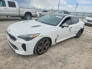 Kia Stinger 3.3L 6 2019