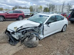 Cadillac CT5 2.0L 4 2025