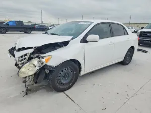 Toyota Corolla 1.8L 4 2013
