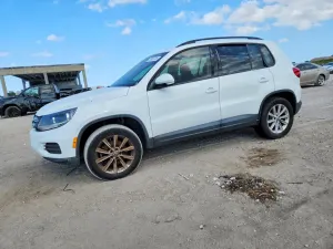Volkswagen Tiguan 2.0L 4 2017