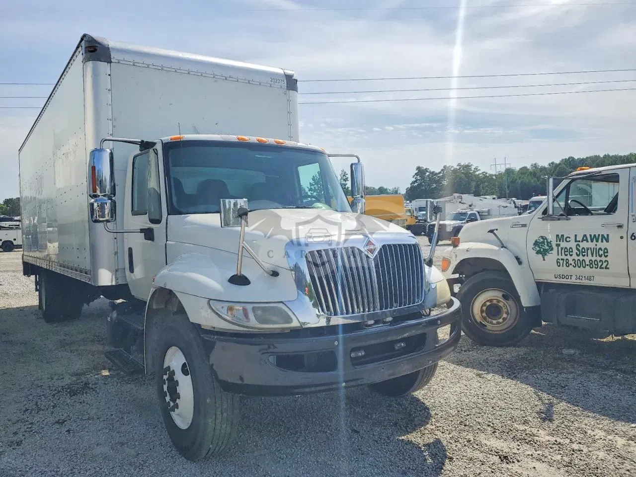 International DuraStar / 4000 6.7L 6 2019