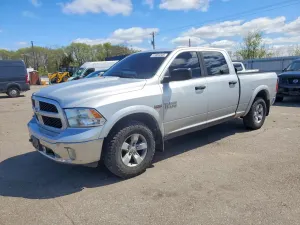 RAM 1500 5.7L 8 2015