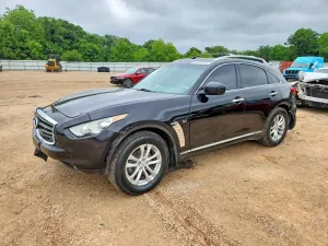 Infiniti QX70 3.7L 6 2014
