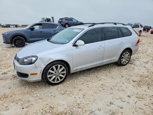 Volkswagen Jetta 2.0L 4 2014