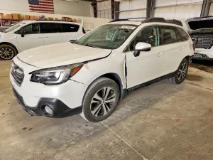 Subaru Outback 2.5L 4 2019