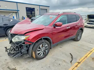 Nissan Rogue 2.5L 4 2015