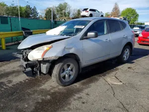 Nissan Rogue 2.5L 4 2012
