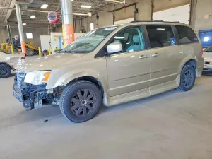 Chrysler Town & Country 3.8L 6 2009