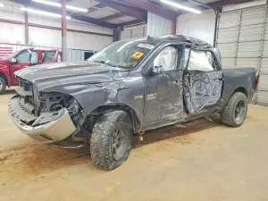 RAM 1500 5.7L 8 2016