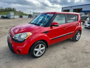 Kia Soul 2.0L 4 2013