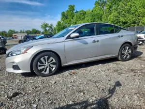 Nissan Altima 2.5L 4 2020