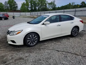 Nissan Altima 2.5L 4 2017