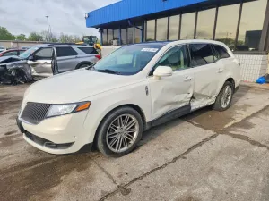 Lincoln MKT 3.5L 6 2013