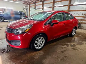 Kia Rio 1.6L 4 2013